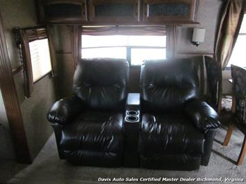 2014 Wildwood Heritage Glen Lite Forest River Camper   - Photo 10 - North Chesterfield, VA 23237