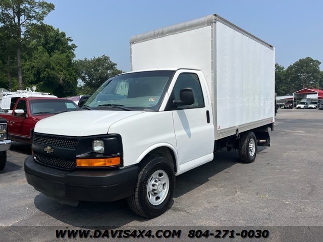 2015 Chevrolet Express 3500 enclosed supreme box van lift gate