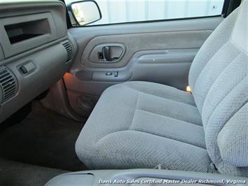 1997 Chevrolet Silverado 3500 LS Dually 4X4 Extended Cab Long Bed   - Photo 12 - North Chesterfield, VA 23237