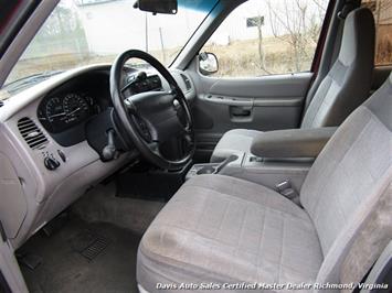 1996 Ford Explorer XLT 4X4   - Photo 7 - North Chesterfield, VA 23237