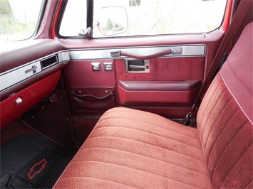 1987 Chevrolet R/V 10 Series V10 Silverado (SOLD)   - Photo 9 - North Chesterfield, VA 23237