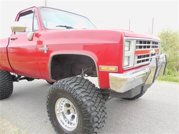 1987 Chevrolet R/V 10 Series V10 Silverado (SOLD)   - Photo 16 - North Chesterfield, VA 23237