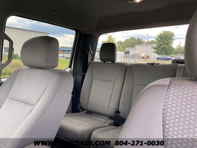 2019 Ford F-350 Lifted Dually 4x4 Diesel Pickup   - Photo 11 - North Chesterfield, VA 23237