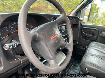 2004 GMC C6500 Kodiak/Topkick Heavy Duty Flatbed Truck   - Photo 8 - North Chesterfield, VA 23237