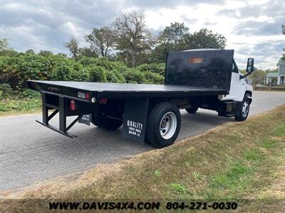 2004 GMC C6500 Kodiak/Topkick Heavy Duty Flatbed Truck   - Photo 4 - North Chesterfield, VA 23237