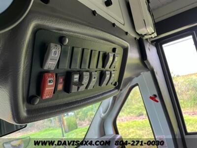 2010 Chevrolet Express 4500 4 x 4 Shuttle/Passenger Bus   - Photo 23 - North Chesterfield, VA 23237