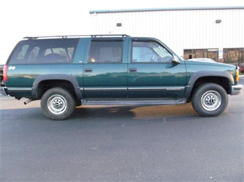 1999 GMC Suburban K2500 (SOLD)   - Photo 3 - North Chesterfield, VA 23237