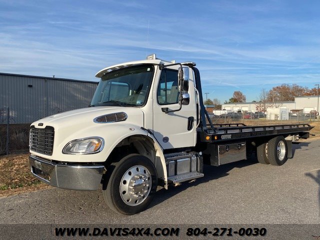 thumbnail image 2 of Sinotruck HOWO Emergency Vehicle Bed Car Carrier Flatbed Recovery Rescue Breakdown Rollback Removal Breakdown Flatbed Towing Tow Trailer Truck Wrecker 2 of 14