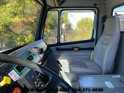 2000 Freightliner FL70 Utility Bucket Work Truck   - Photo 13 - North Chesterfield, VA 23237