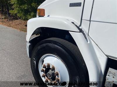 2000 Freightliner FL70 Utility Bucket Work Truck   - Photo 17 - North Chesterfield, VA 23237