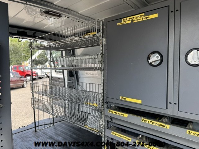 2011 Chevrolet Express 2500 Work/ Commercial Van - Photo 5 - North Chesterfield, VA 23237
