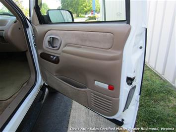 1995 Chevrolet Tahoe LS 4X4   - Photo 18 - North Chesterfield, VA 23237