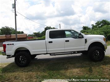 2017 Ford F-250 Super Duty XLT Lifted 4X4 Crew Cab Long Bed