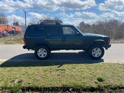 2001 Jeep Cherokee Box Body 4x4 Limited Lifted   - Photo 32 - North Chesterfield, VA 23237