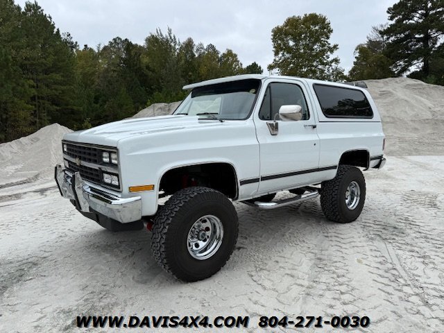1989 Chevrolet Blazer K5 Squarebody Lifted 4X4 SUV - Photo 1 - North Chesterfield, VA 23237