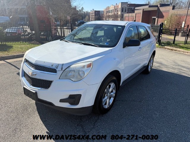 2015 Chevrolet Equinox LS Work Vehicle   - Photo 1 - North Chesterfield, VA 23237