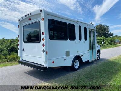 2015 Ford E-350 Superduty Econoline Passenger Carrying Bus   - Photo 4 - North Chesterfield, VA 23237