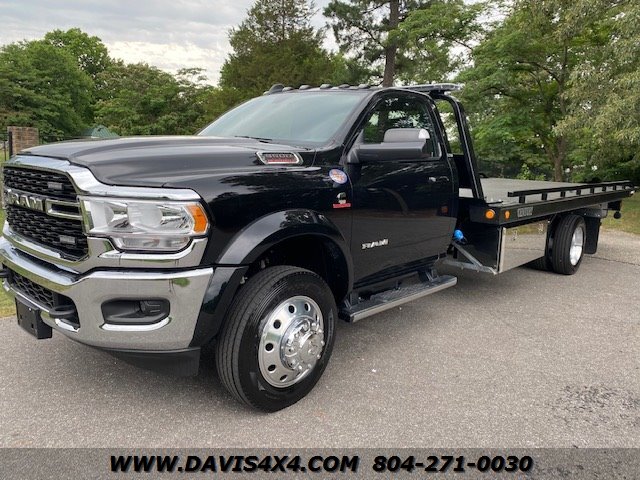 2022 Dodge Ram 5500 HD Diesel Rollback Wrecker/Tow Truck