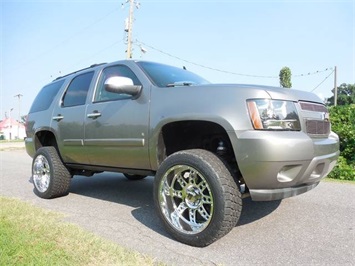 2007 Chevrolet Tahoe LS (SOLD)   - Photo 2 - North Chesterfield, VA 23237