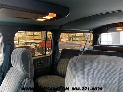 1990 Chevrolet Suburban V2500   - Photo 37 - North Chesterfield, VA 23237