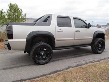 2008 Chevrolet Avalanche LT (SOLD)   - Photo 5 - North Chesterfield, VA 23237