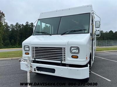 2015 Freightliner MT55 Utility Master Cummins Step/Bread Truck   - Photo 2 - North Chesterfield, VA 23237