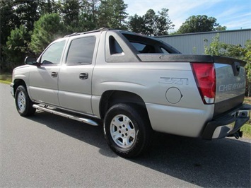 2004 Chevrolet Avalanche 1500 (SOLD)   - Photo 3 - North Chesterfield, VA 23237