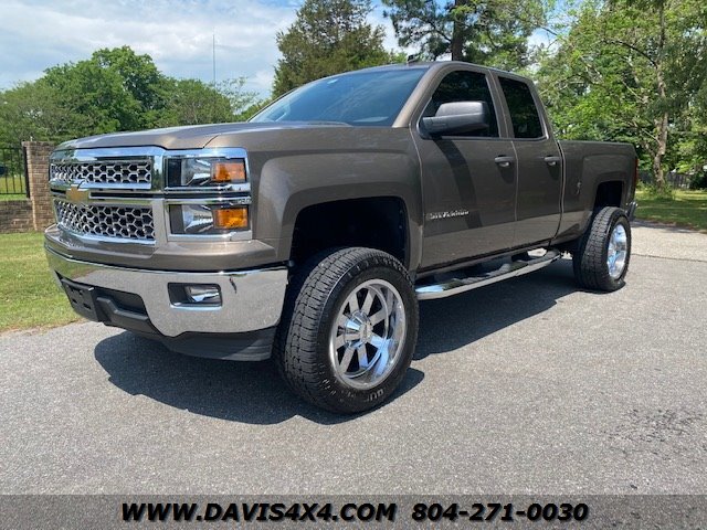 2014 Chevrolet Silverado 1500 Four Door Short Bed Lifted Pickup