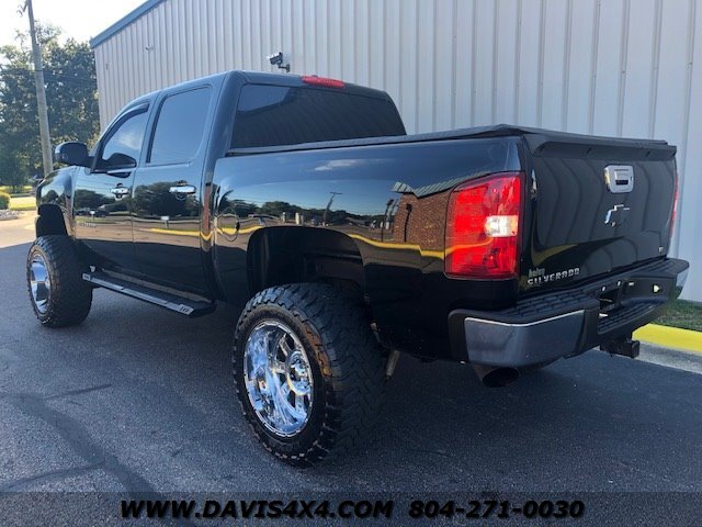 2012 Chevrolet Silverado 1500 Crew Cab Short Bed Lifted 4x4