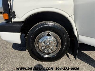 2004 CHEVROLET Express Thomas 14 Passenger Bus   - Photo 20 - North Chesterfield, VA 23237