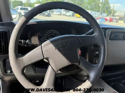 2004 CHEVROLET Express Thomas 14 Passenger Bus   - Photo 11 - North Chesterfield, VA 23237