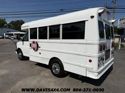 2004 CHEVROLET Express Thomas 14 Passenger Bus   - Photo 3 - North Chesterfield, VA 23237