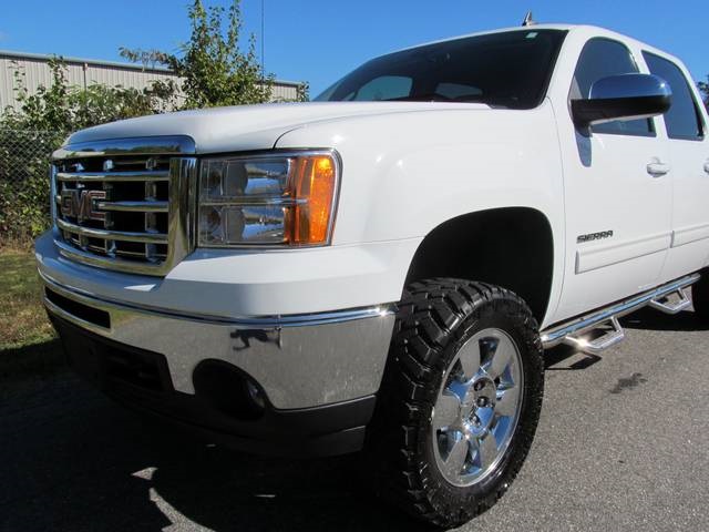 2009 GMC Sierra 1500 SLE (SOLD)