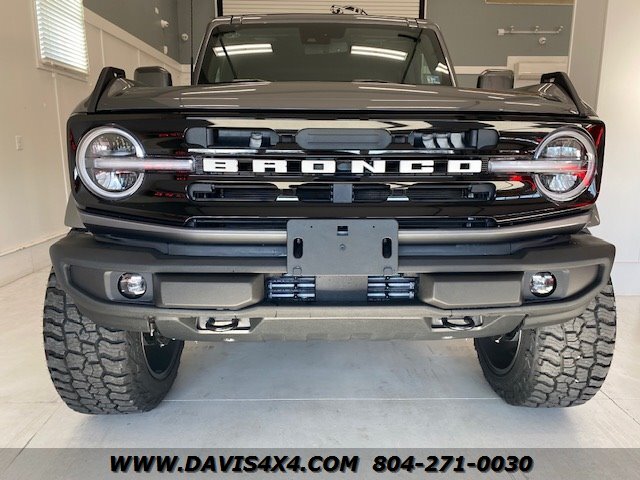 2022 Ford Bronco Full Size Big Body Outer Banks Edition Lifted 4x4