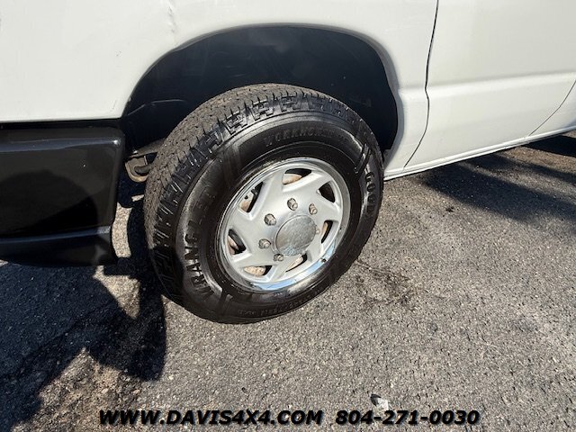 2011 Ford E-350 Versalift Bucket Van - Photo 10 - North Chesterfield, VA 23237