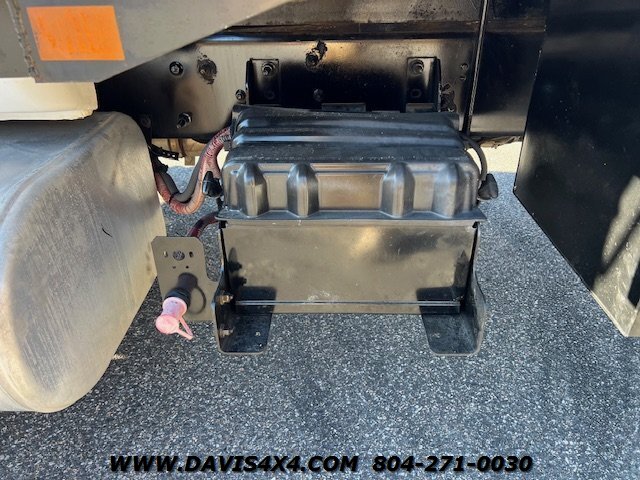 2015 Ford F-750 Super Duty Flatbed Commercial Truck - Photo 18 - North Chesterfield, VA 23237