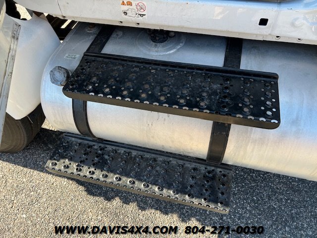 2015 Ford F-750 Super Duty Flatbed Commercial Truck - Photo 24 - North Chesterfield, VA 23237