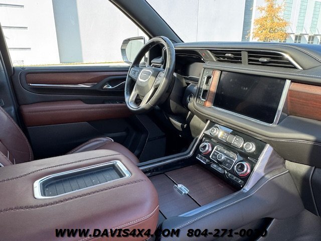 2023 GMC Yukon Denali XL Ultimate 4X4 - Photo 9 - North Chesterfield, VA 23237