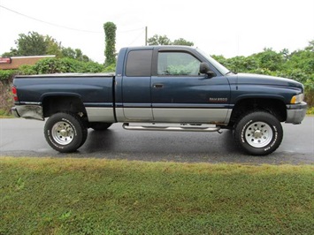 2000 Dodge Ram 2500 SLT (SOLD)   - Photo 4 - North Chesterfield, VA 23237