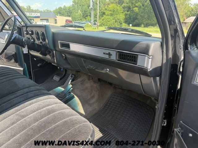 1987 Chevrolet V-20 Series Lifted Squarebody 4x4 - Photo 15 - North Chesterfield, VA 23237
