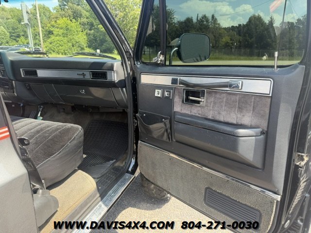 1987 Chevrolet V-20 Series Lifted Squarebody 4x4 - Photo 14 - North Chesterfield, VA 23237