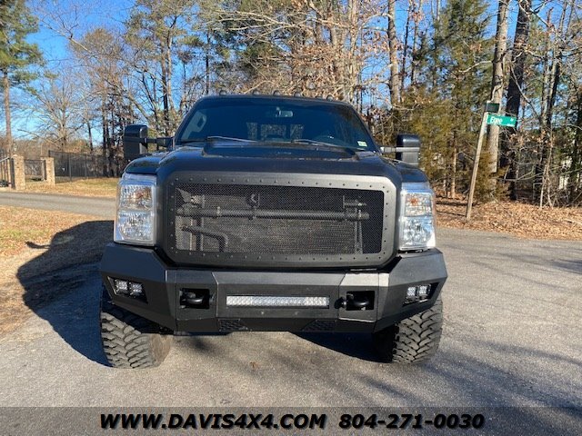 2013 Ford F-350 Superduty Diesel Lariat Crew Cab Long Bed 4x4 Lifted Pickup