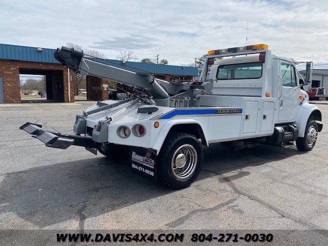 1999 International 4700 Dt 466 Jerrdan 12 Ton Wrecker With Wheel Lift