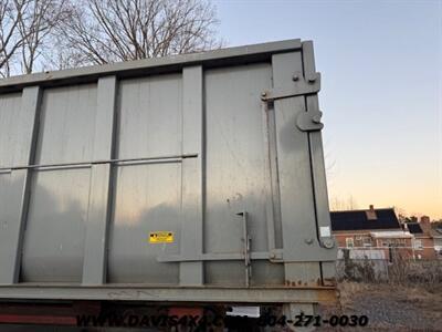 2005 Sterling LT9500 Series Hook-Lift Dumpster Truck   - Photo 9 - North Chesterfield, VA 23237