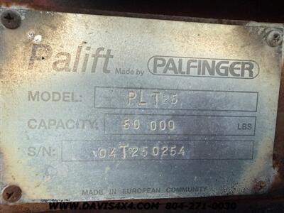 2005 Sterling LT9500 Series Hook-Lift Dumpster Truck   - Photo 18 - North Chesterfield, VA 23237