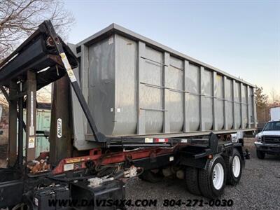 2005 Sterling LT9500 Series Hook-Lift Dumpster Truck   - Photo 17 - North Chesterfield, VA 23237