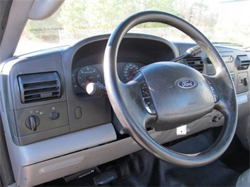 2005 Ford F-250 Super Duty XL (SOLD)   - Photo 13 - North Chesterfield, VA 23237