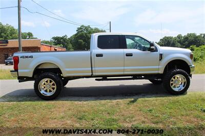 2019 Ford F-250 Super Duty XLT Lifted 4X4 Crew Cab Long Bed