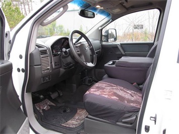 2004 Nissan Titan SE (SOLD)   - Photo 6 - North Chesterfield, VA 23237