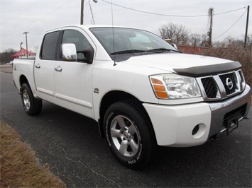 2004 Nissan Titan SE (SOLD)   - Photo 3 - North Chesterfield, VA 23237